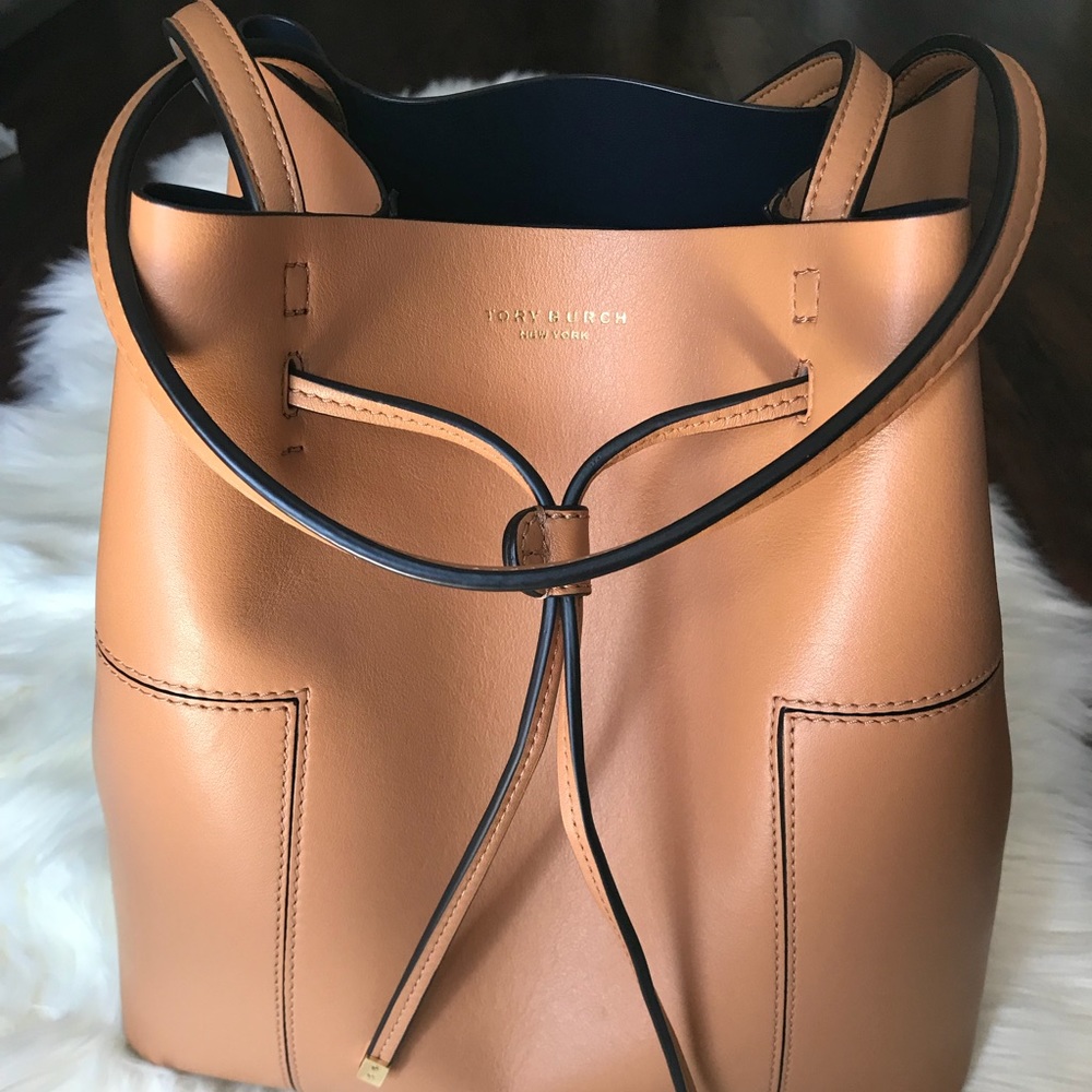Tory Burch Block Leather Bucket Tote